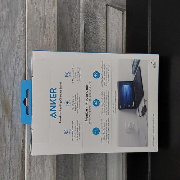 USB C Hub, 4-in-1 USB-C, with 60W PD, 3 USB-A, 1 USB-C | Anker - Picture 4 of 10